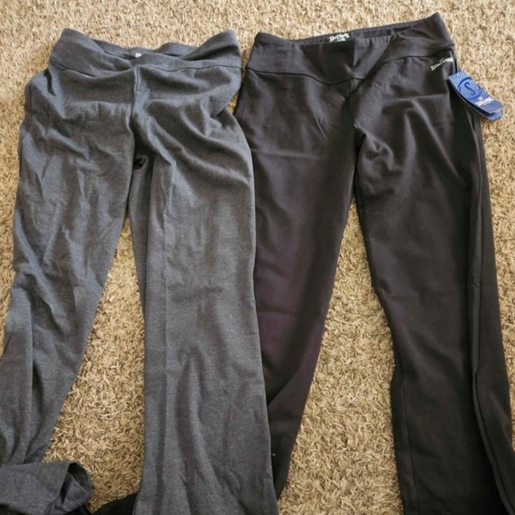 Small Spalding performance yoga pants - Picture 1 of 5
